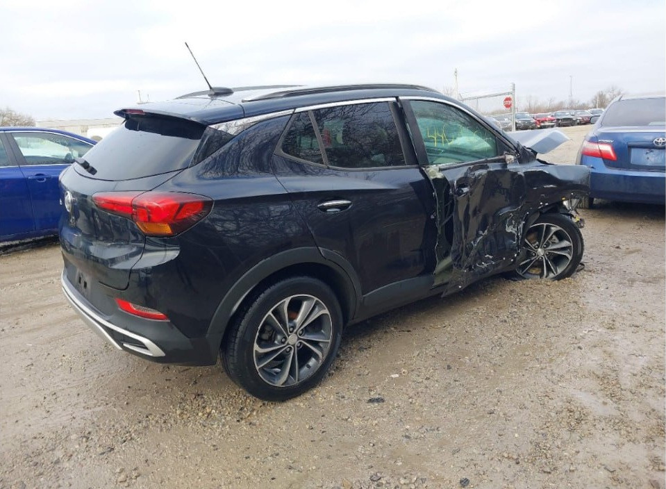 2021 Buick Encore GX FWD Select 1.2L, пробег 226,000 миль, машинокомплект из США, цена 6530$, доставка в Москву